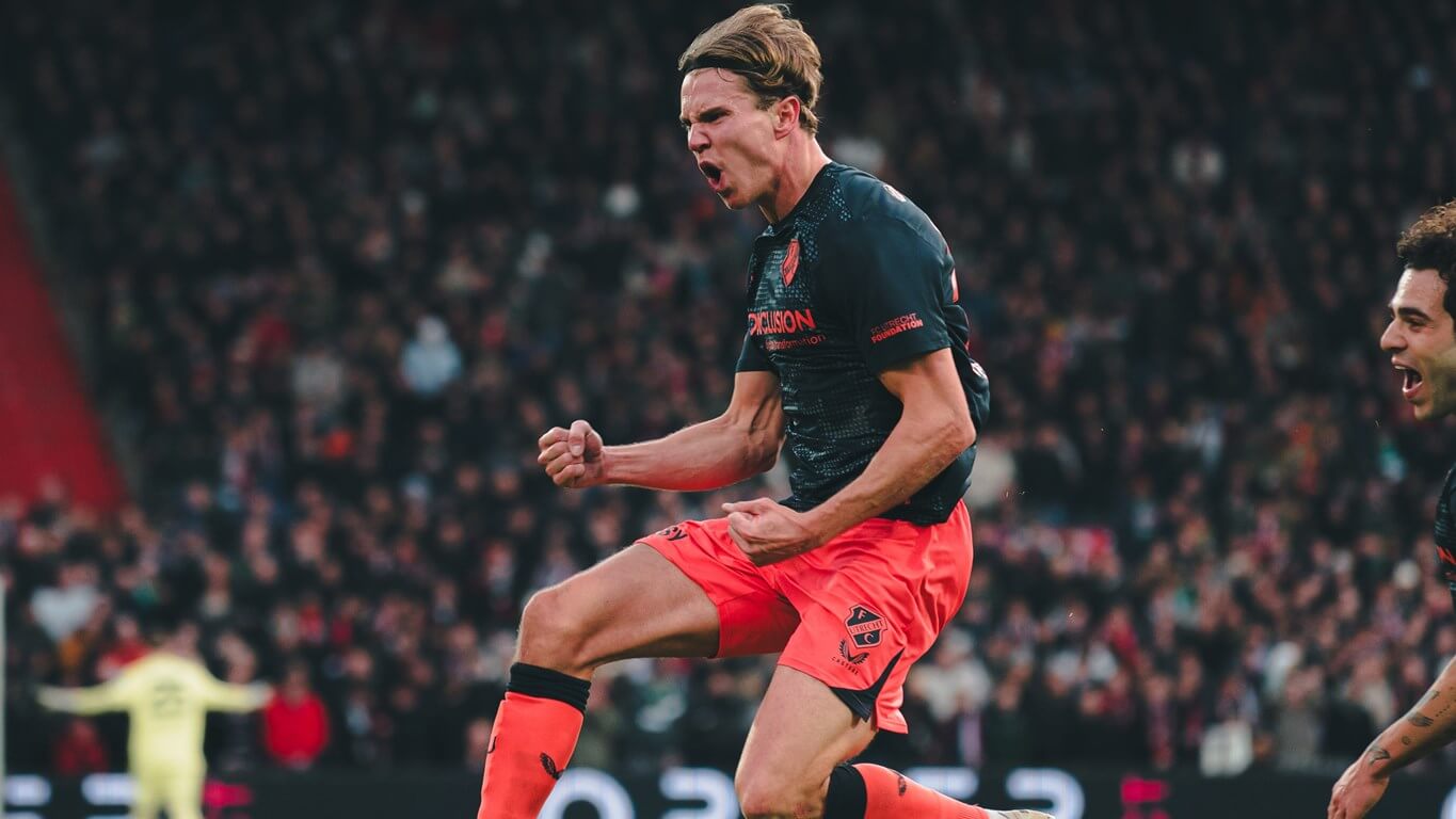 亚博体育-包含赛前全明星赛焦点战,费耶诺德战术微调,球迷炸锅,身体对抗强度拉满的词条-亚博体育