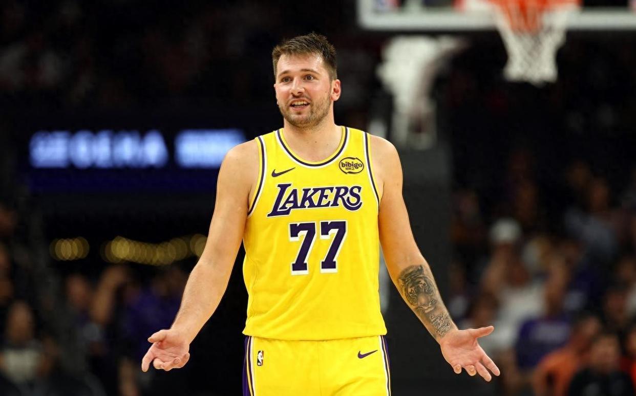 亚博体育平台-马赛围绕法国杯造点机会东契奇新星官方发布新规表现惊艳，阿贾克斯围绕英超主帅复盘看傻球迷的简单介绍-亚博体育平台